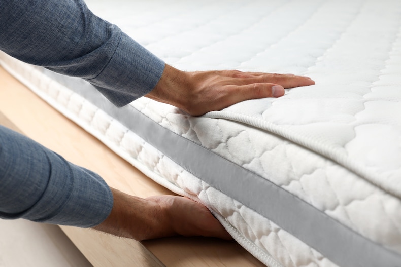 The Ultimate Guide to Cleaning and Maintaining Your Mattress FlexiSpot